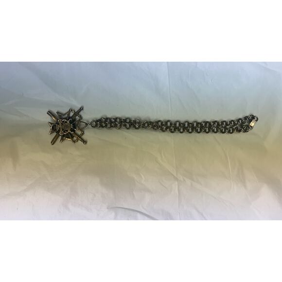 Lion Shield Pendant Necklace Vtg Red Crest Crossed Swords - Picture 10 of 12